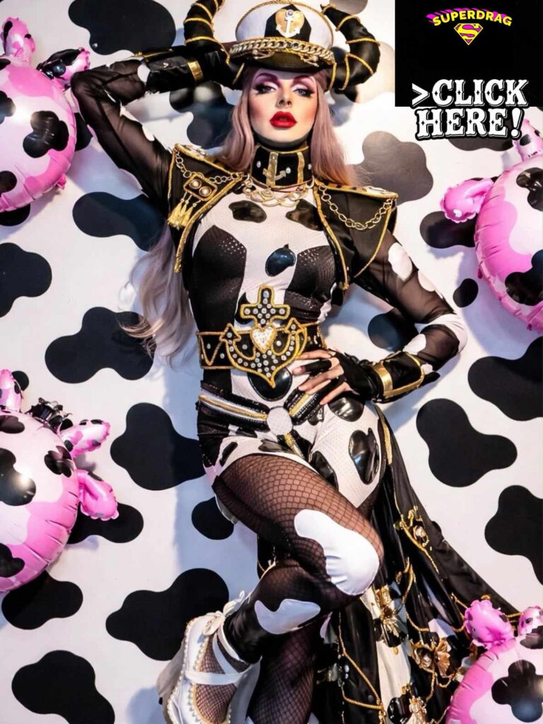 un gran bel personaggio vestito con improbabile divisa marinaresca ci invita ad aggregarci alla festa party... SUPERDRAG !!!